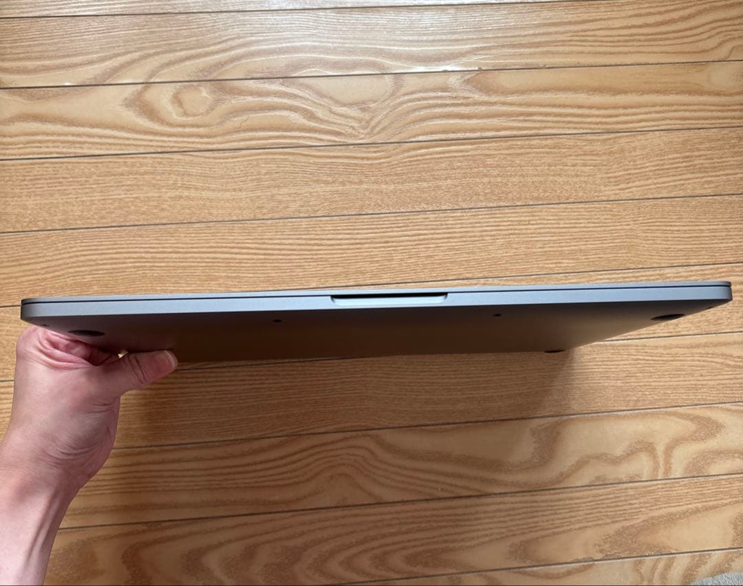 MacBook Pro 13インチ2020 i7/16GB/SSD 512GB