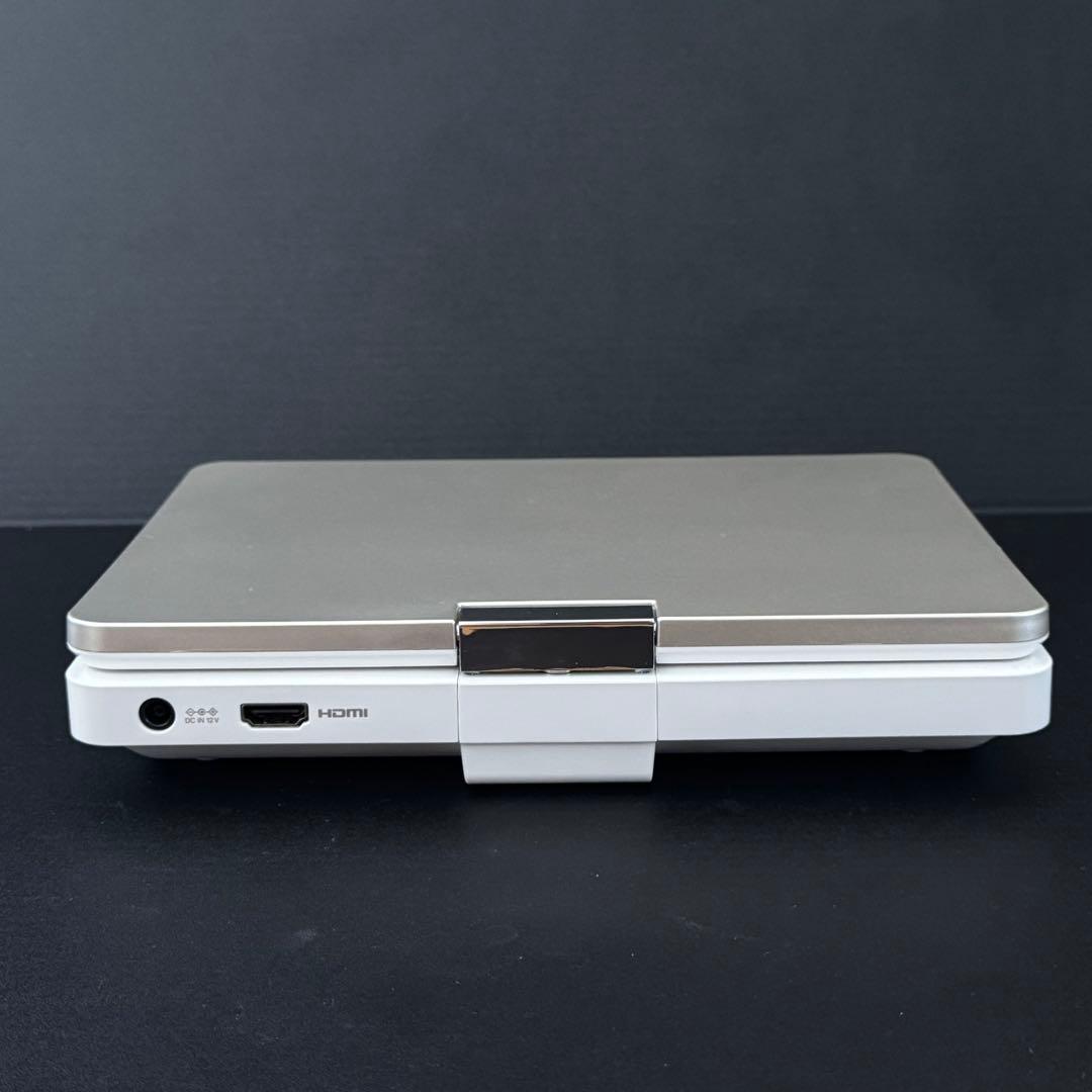 【美品】TOSHIBA ポータブルBlu-ray SD-BP900S