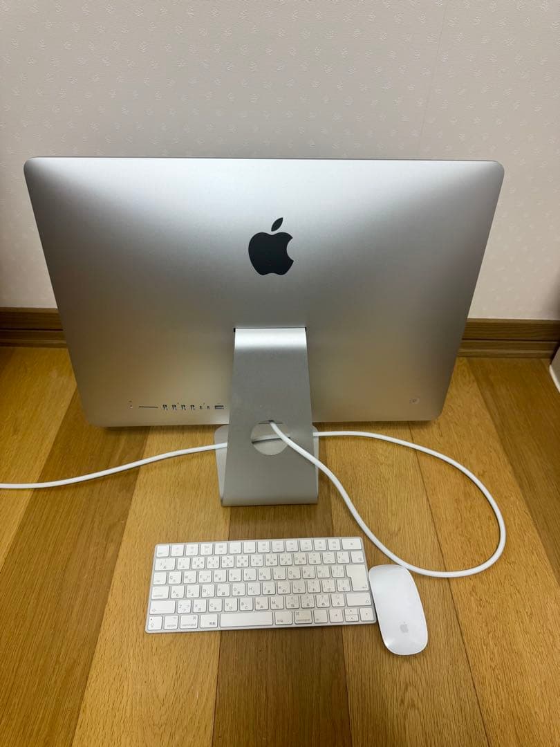 Apple iMac (21.5-inch, 2017) デスクトップPC
