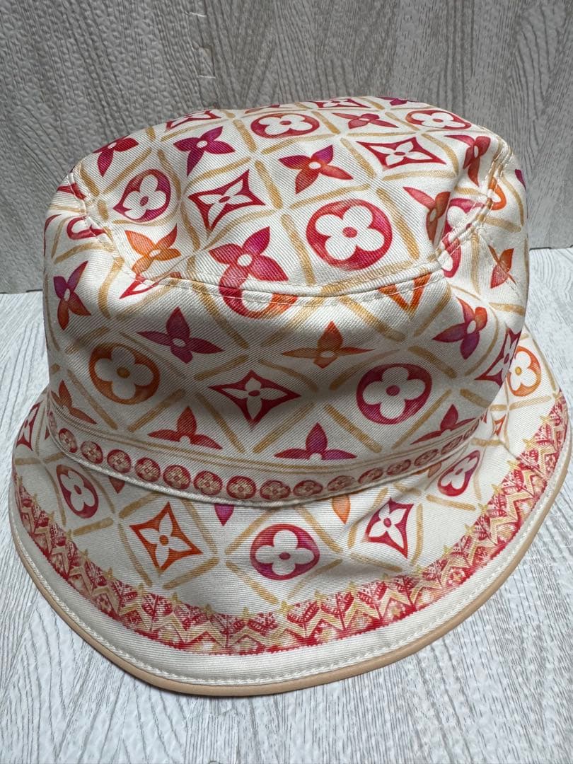 Louis Vuitton ベージュ バケットハット　リバーシブル