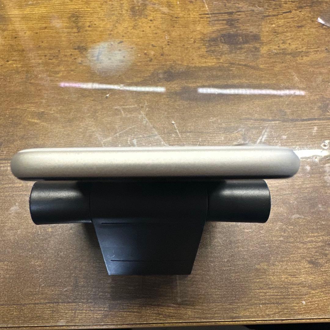 iPhoneSE3 128GBホワイト SIMフリー バッテリー100%