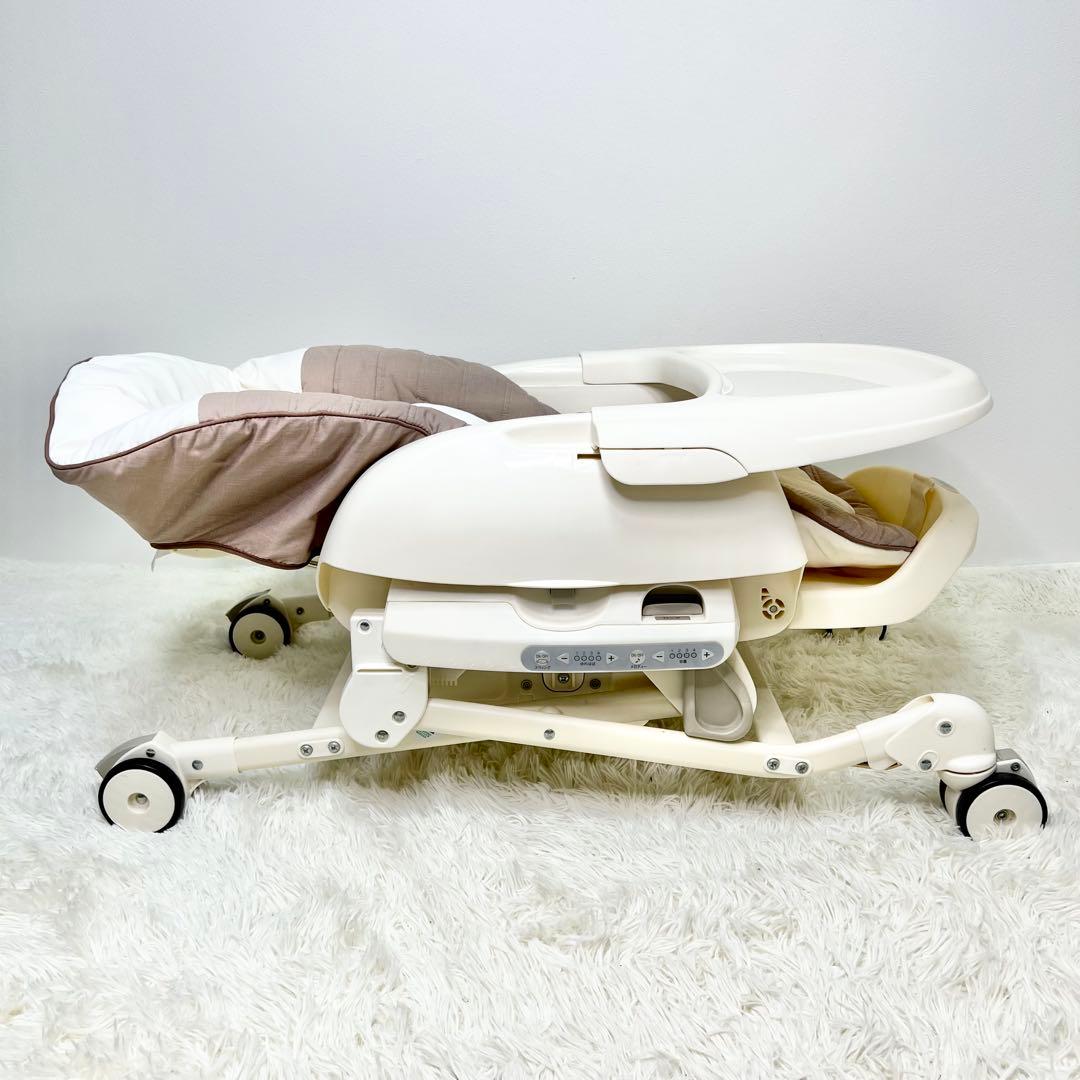 美品 Combi ネムリラAT ハイローチェア 電動 バウンサー