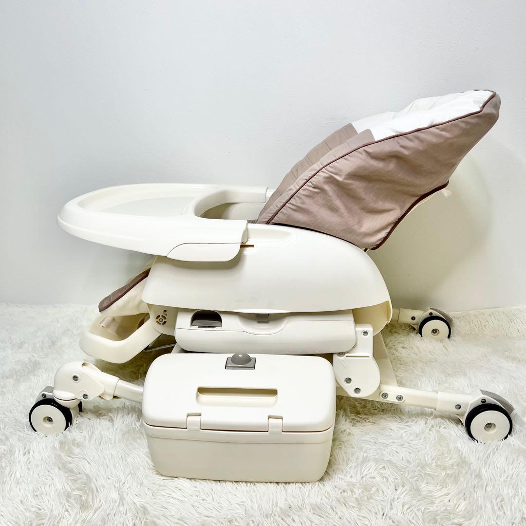 美品 Combi ネムリラAT ハイローチェア 電動 バウンサー