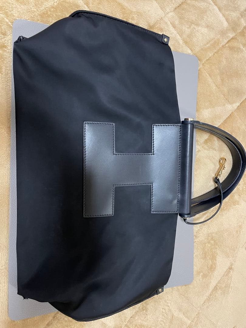 イアクッチ　ソルベット　ナイロンバッグ　Mサイズ　黒