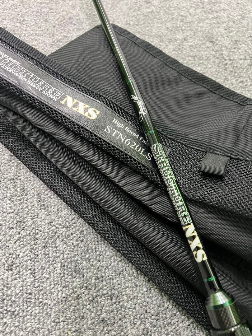 1*3様 ほぼ未使用　ノリーズロードランナーストラクチャーSTN620LS