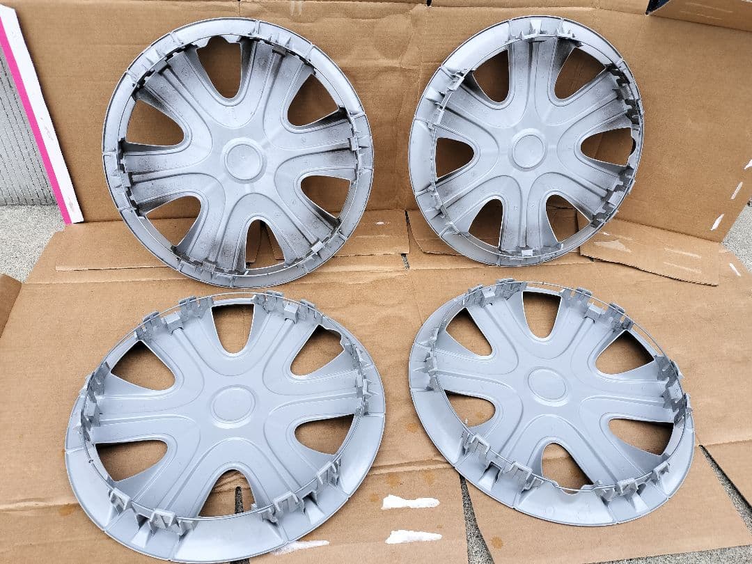 スズキ スペーシア純正ホイール ホイールキャップ 4本セット①