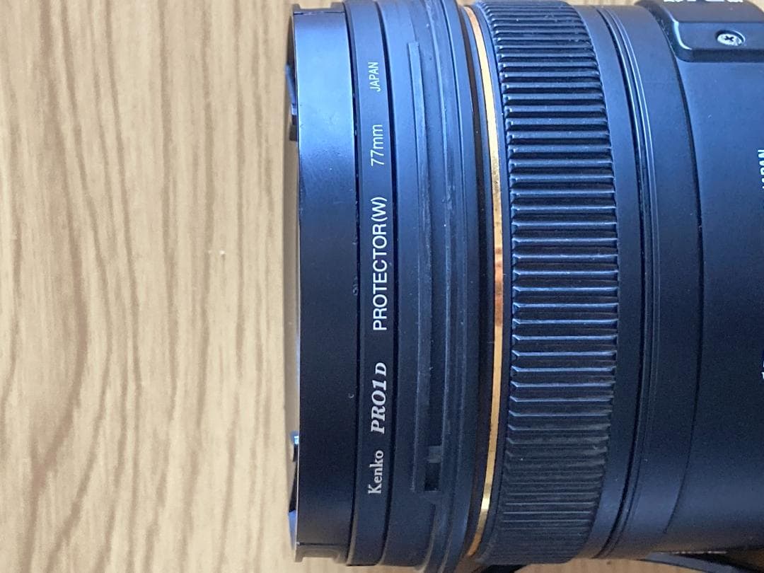 Sigma 50mm f/1.4 EX DG HSM（KENKO保護レンズ付き）