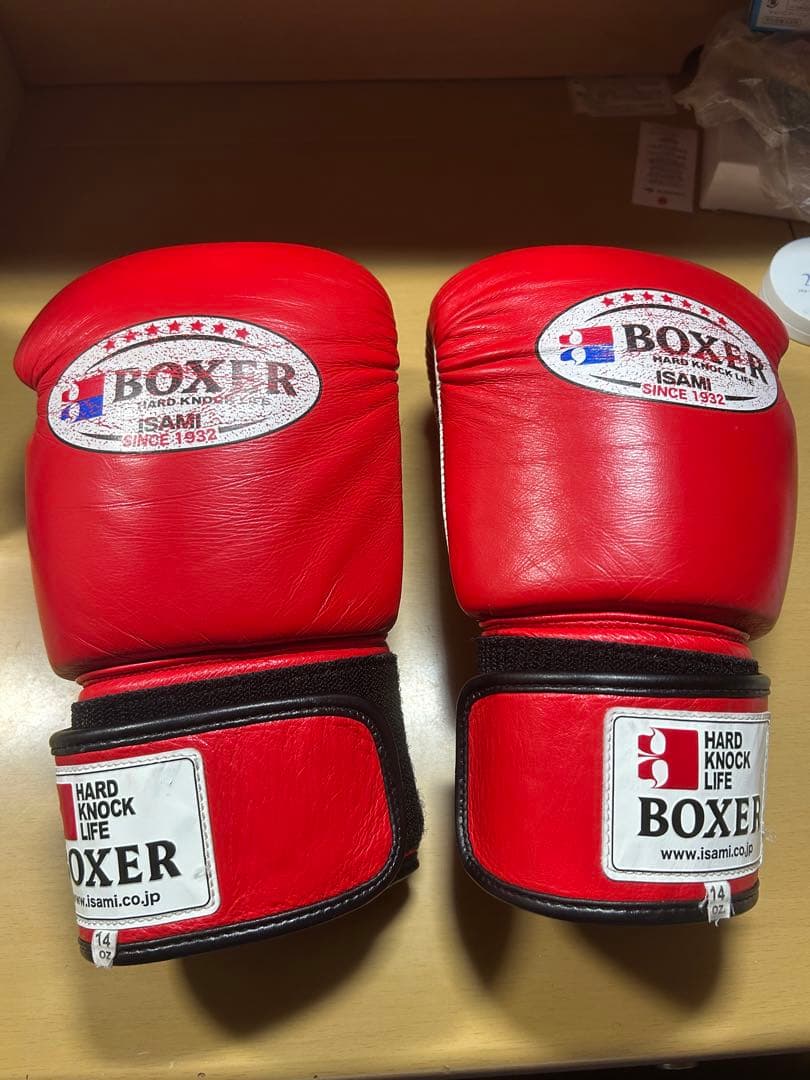 ISAMI BOXER 14 oz ボクシンググローブ 赤