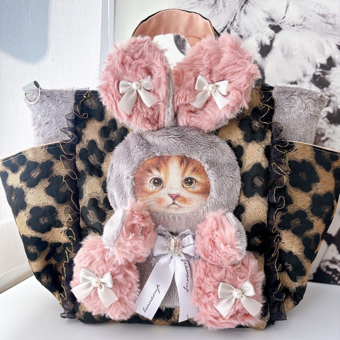 m*e様 コヤンイサムチョン　バック　艶感ブラウン　花柄　　トートバッグ