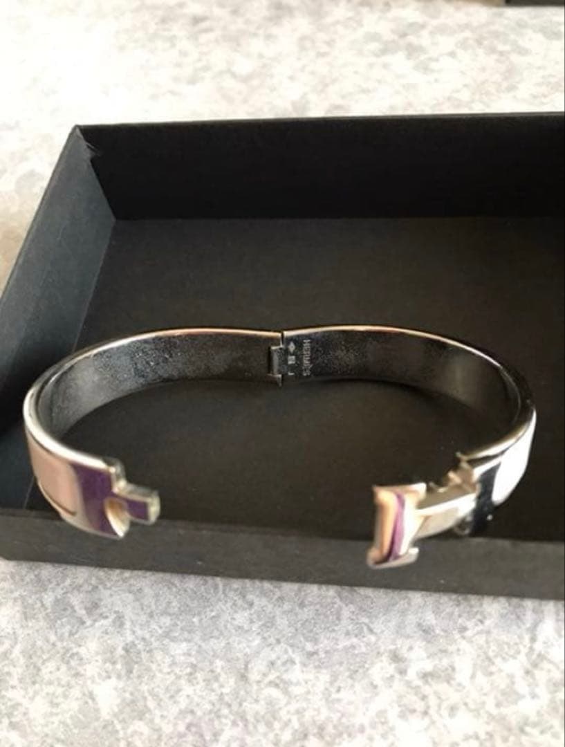 HERMES ホワイト×シルバー バングル