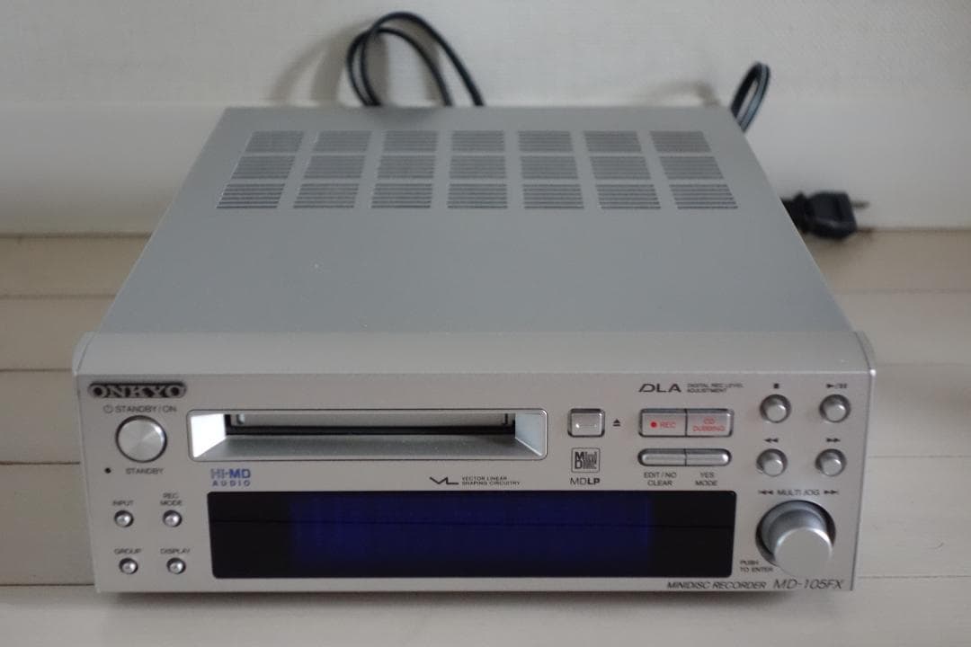 電源入りました Hi-MD/MDLP MDデッキ MD-105FX ONKYO