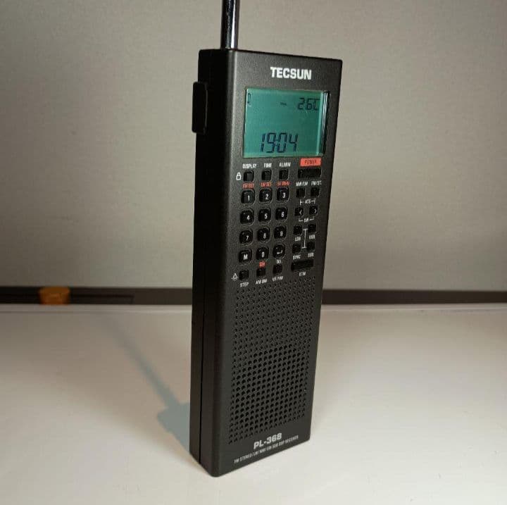 TECSUN DSPラジオ PL-368　動作品。　SSB受信対応です