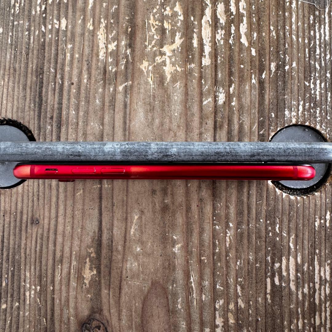 iPhone SE 第3世代　Product RED SIMフリー　64GB