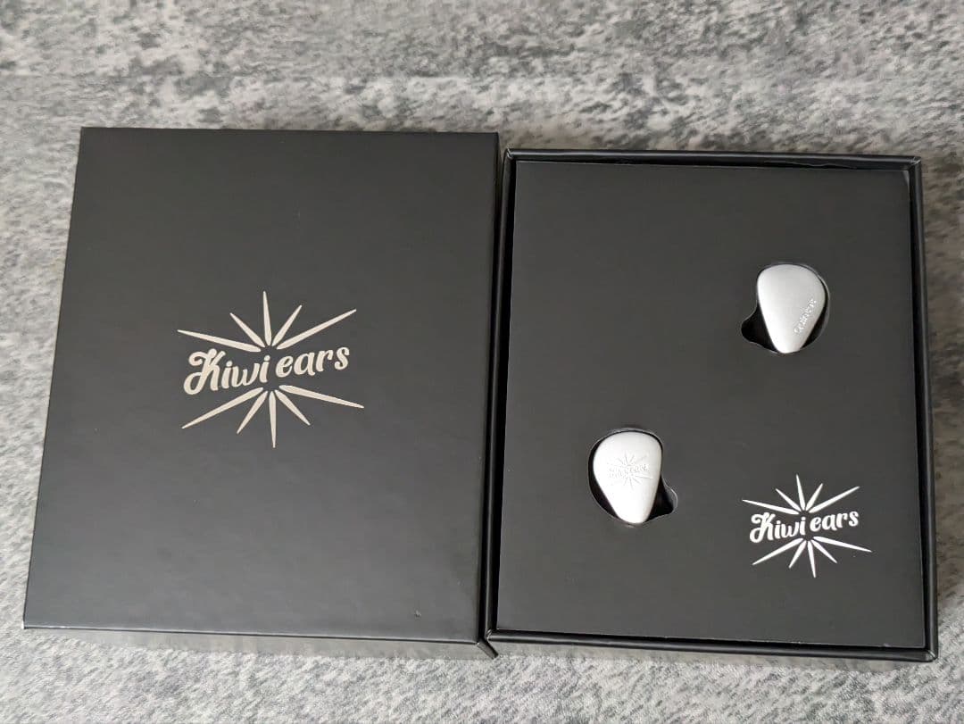 イヤホン Kiwi Ears Quintet