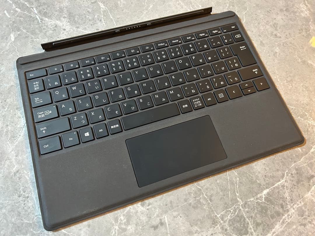 Surface Pro 12.3型 i5 256GB 8GB タイプカバー付き