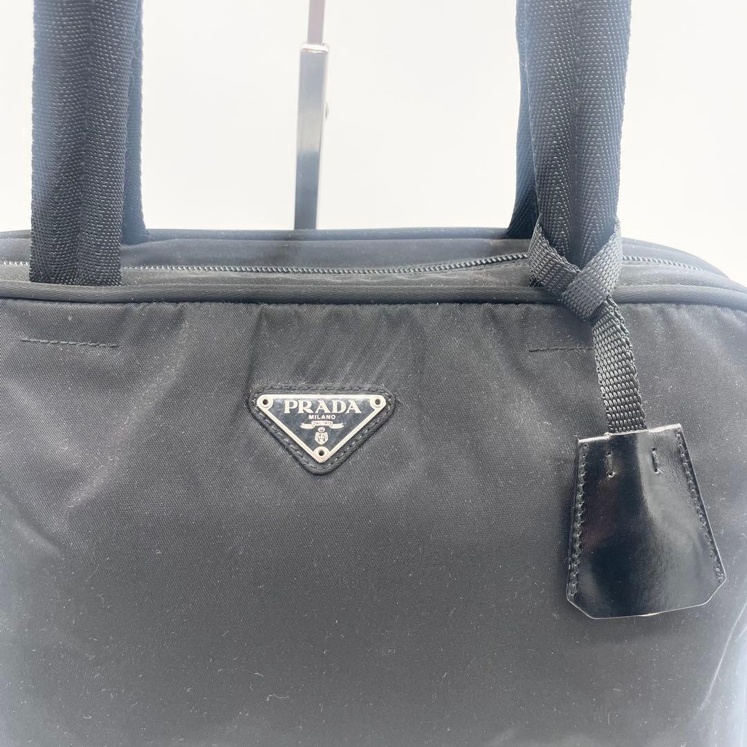 PRADA トートバッグ　ナイロン　肩掛け　ショルダー　ブラック　南京錠付き