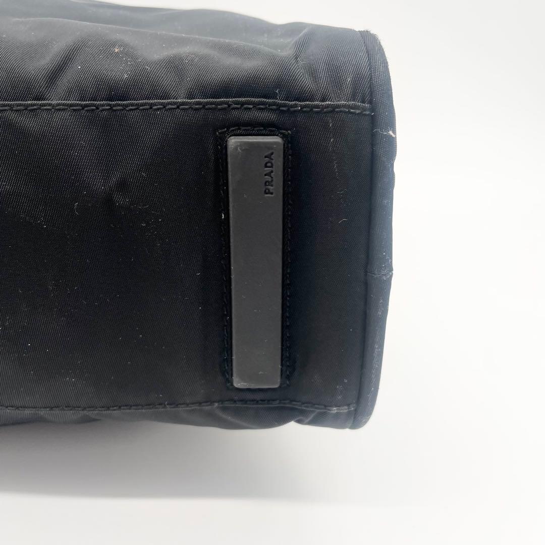 PRADA トートバッグ　ナイロン　肩掛け　ショルダー　ブラック　南京錠付き