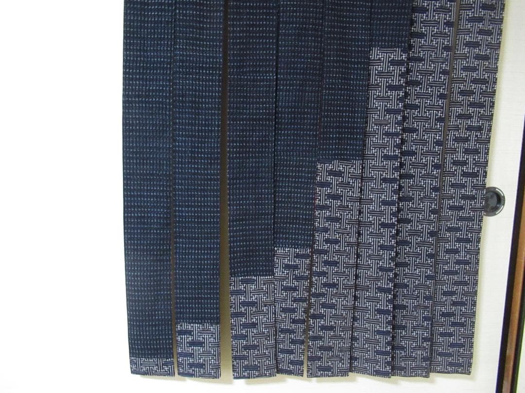 ZE様用、古布の絣で暖簾　ハンドメイド