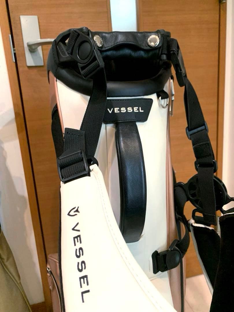 希少カラー　良品　ベゼル　キャディバッグ　VESSEL PLAYER 3.0