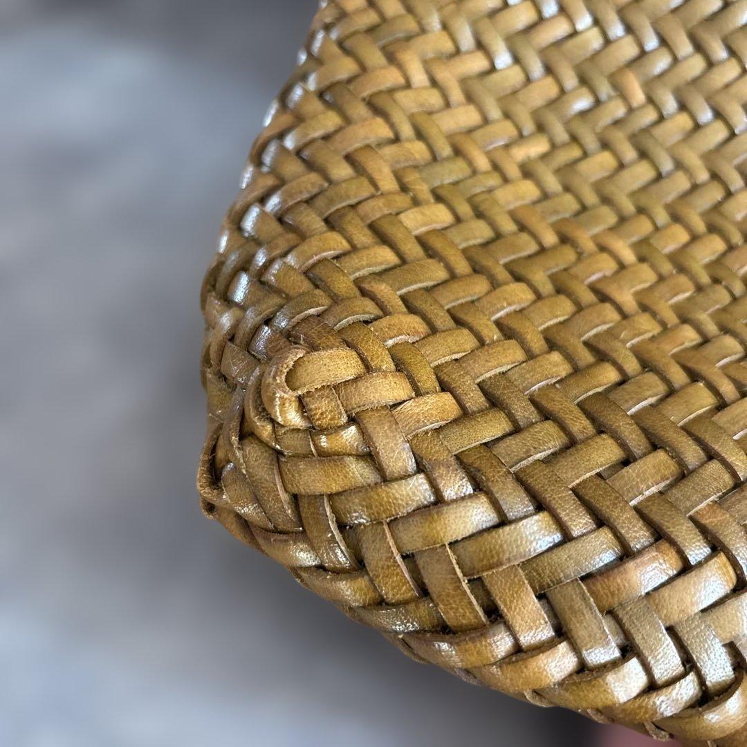 Dragon diffusionメッシュレザーバック