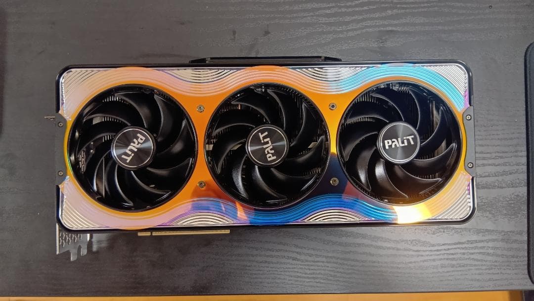 GeForce RTX™ 5090 GameRock（外箱・付属品有り）