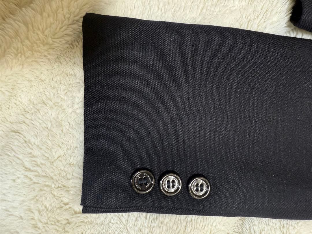 美品　バーバリーロンドン　ノーカラージャケット　シルク混　ロゴボタン　Ｌ