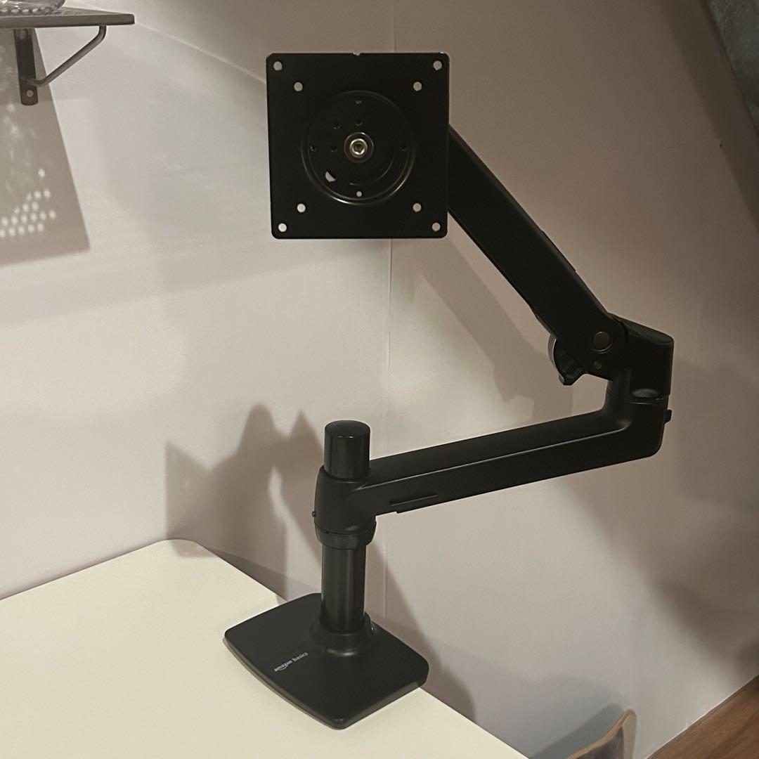 Amazonベーシック モニターアーム エルゴトロンLX OEM製