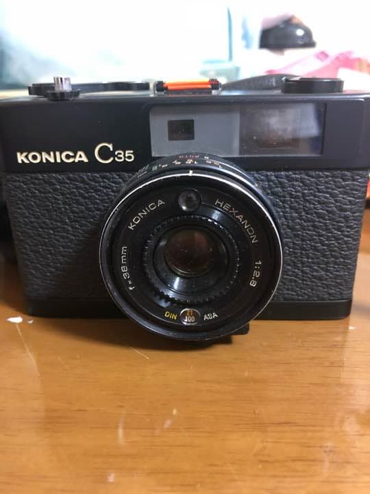 ニコラミノルタ  カメラです