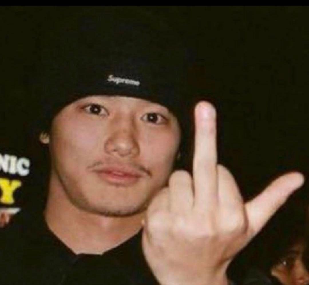 Supreme モヘアビーニー　24fw