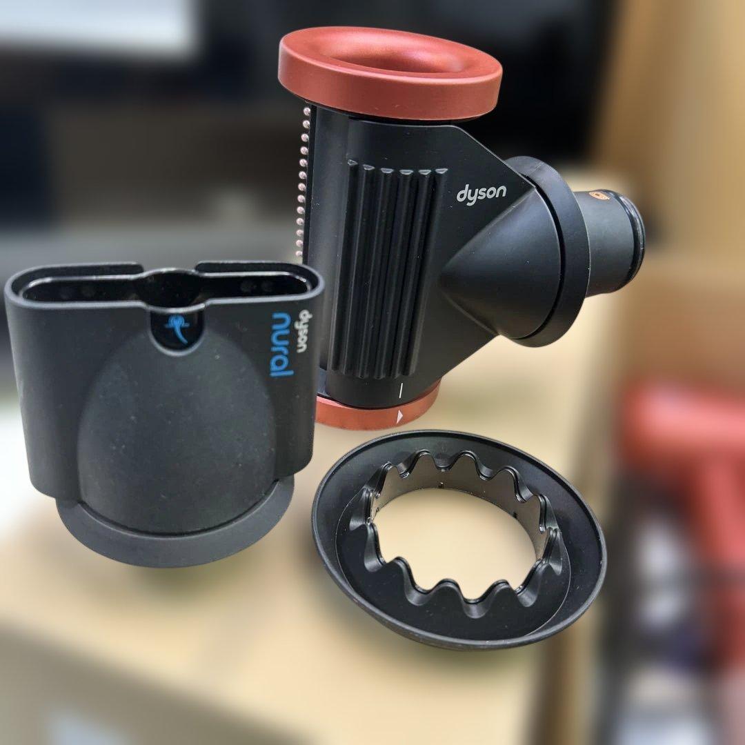 7034 【美品】Dyson ダイソン HD16 SBP ヘアドライヤー