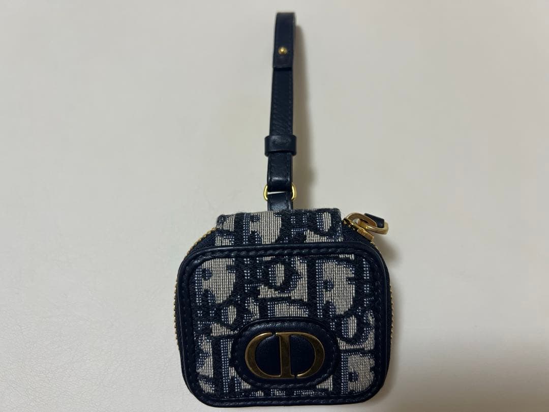 イヤホン Dior AirPods case