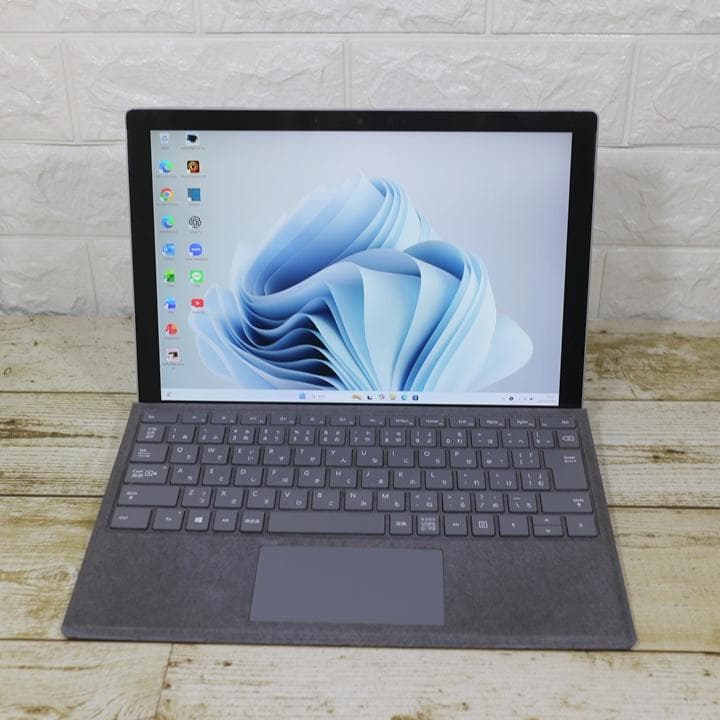 サムsurface pro7+ SSD256GB i5 タッチパネル
