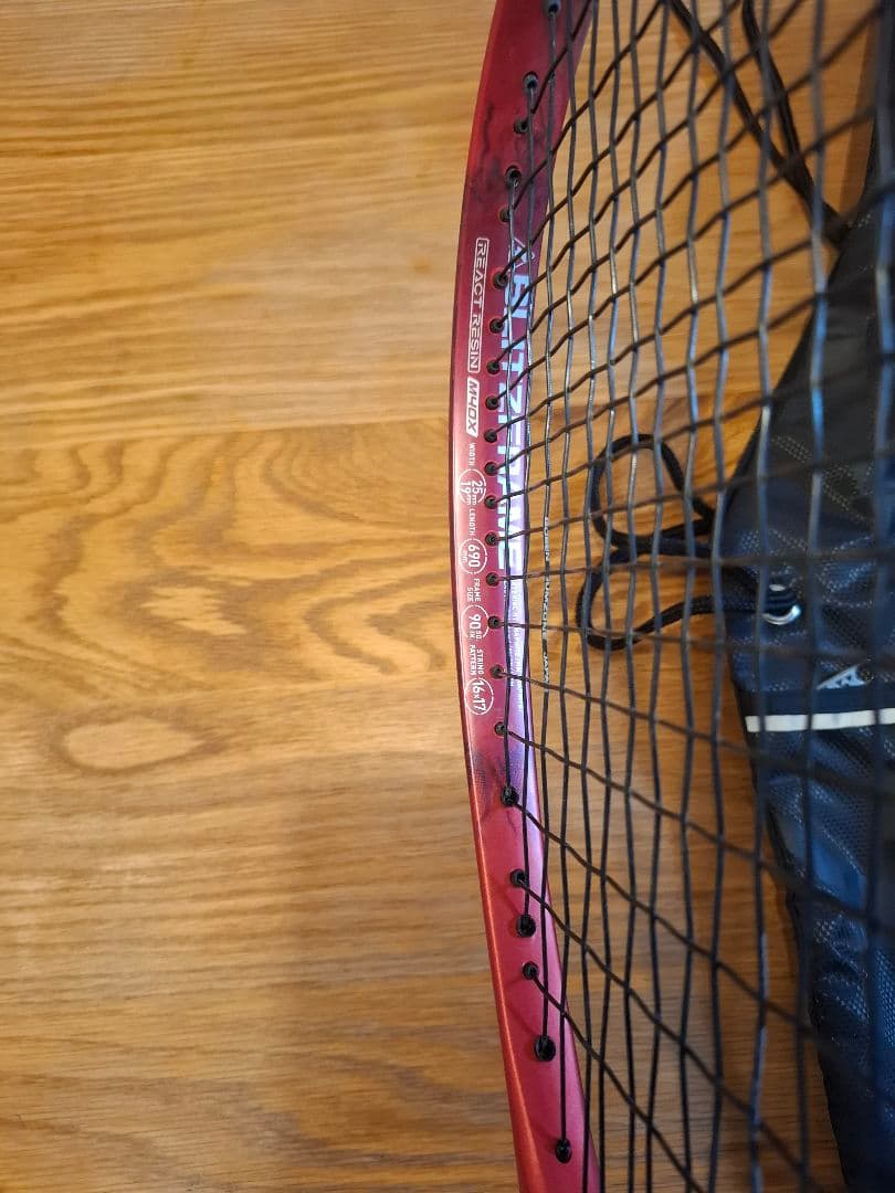 りー「美品」YONEX VOLTRAGE 軟式テニスラケット 赤