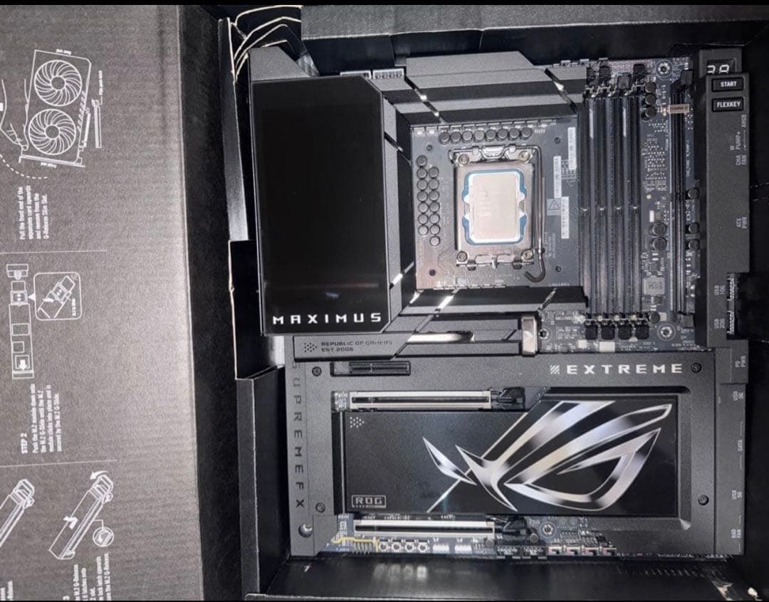 マザーボード：ROG Maximus Extreme Z890 ASUS 中古品