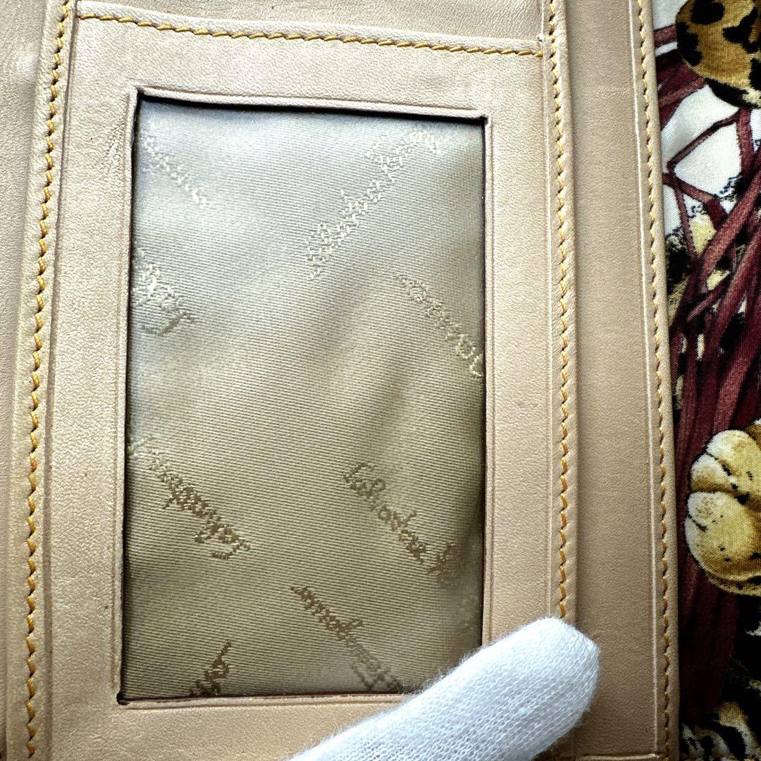 希少・激レア サルヴァトーレ フェラガモ アニマル 花柄スカーフプリント 長財布