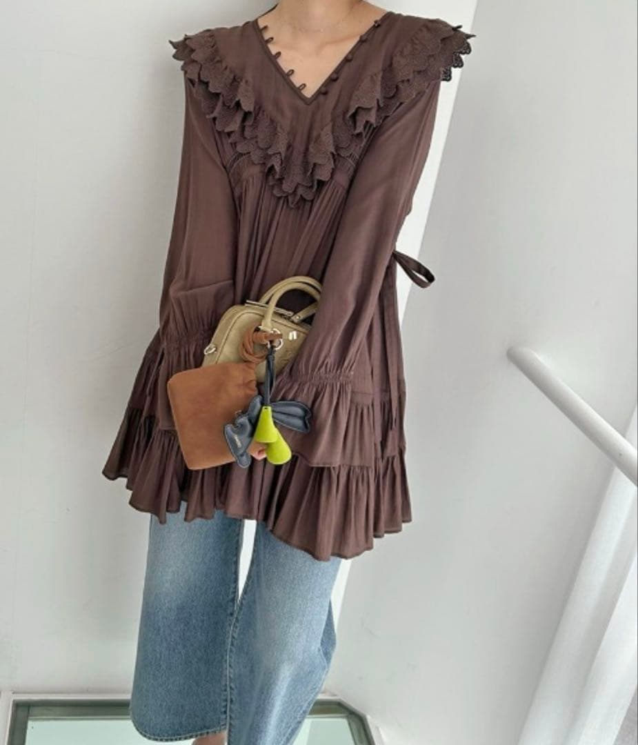 お値下げsnidel コットンライクラッフルカラーチュニック