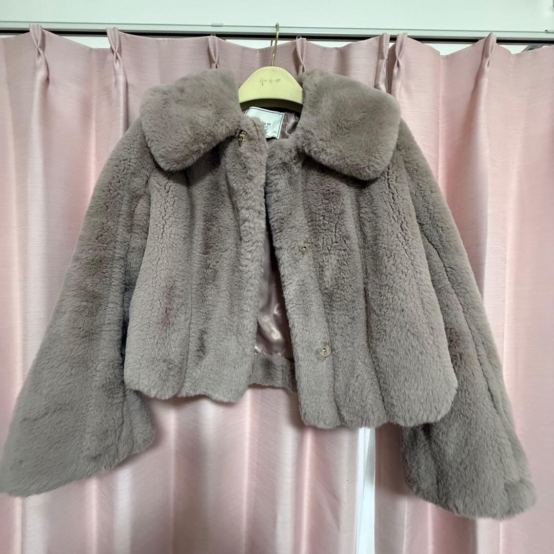 Her lip to コート Winter Love Faux Fur Coat