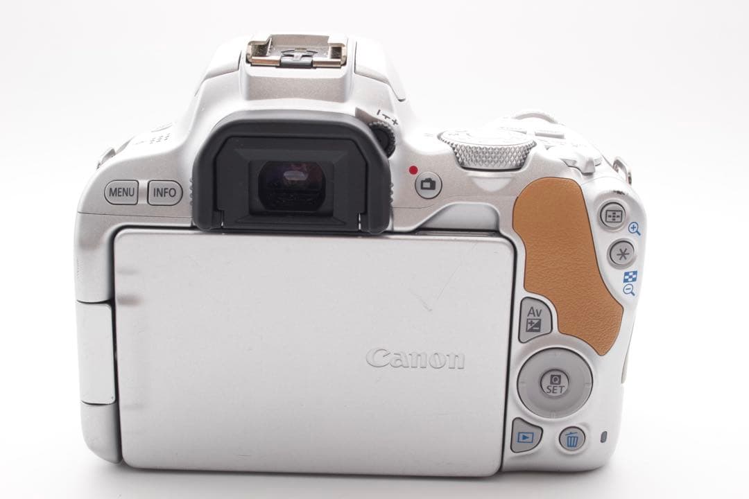 Canon EOS Kiss X9 シルバー Wi-Fiスマホ転送　希少カラー