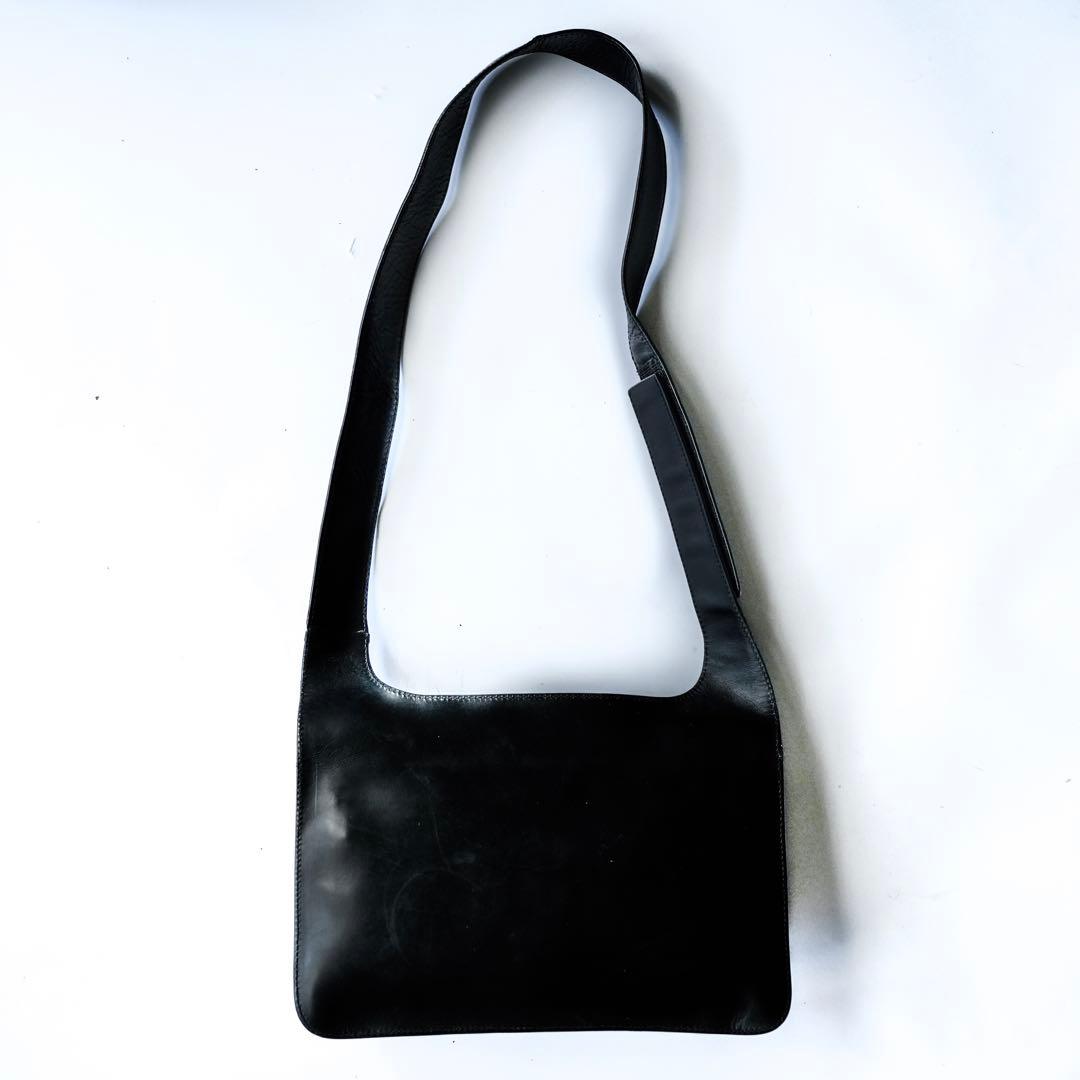けふ　90's PRADA archive leather bag