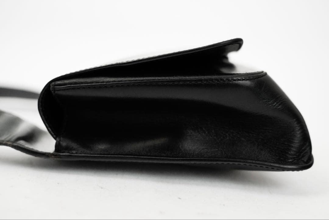 けふ　90's PRADA archive leather bag