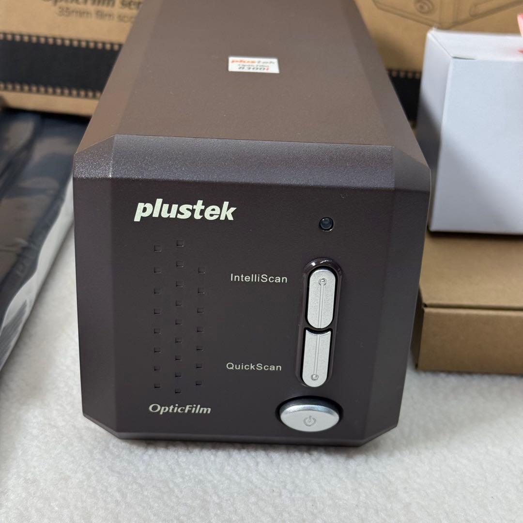 Plustek OpticFilm 8300i SE フィルム スキャナー