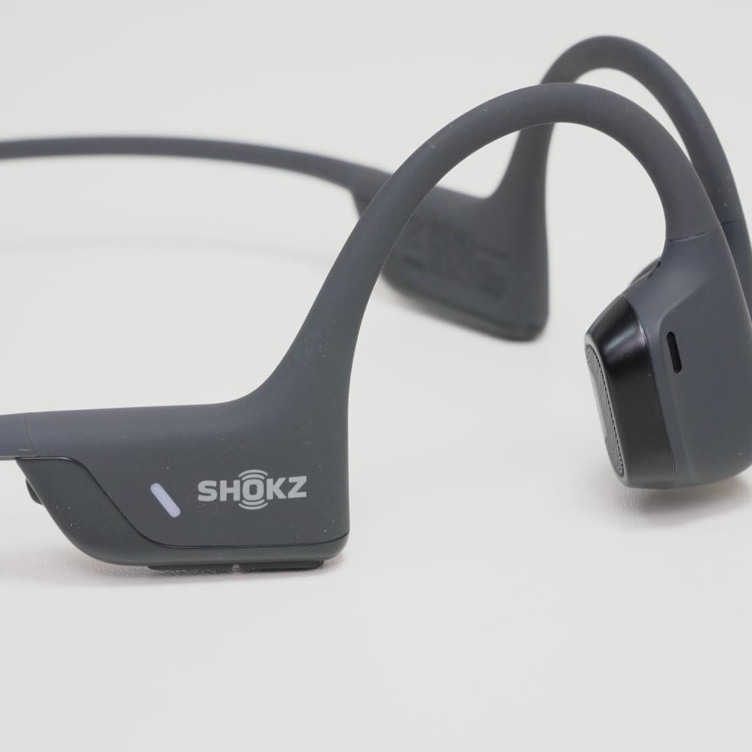 美品！SHOKZ OPEN RUN PRO2骨伝導イヤホン ケース付き