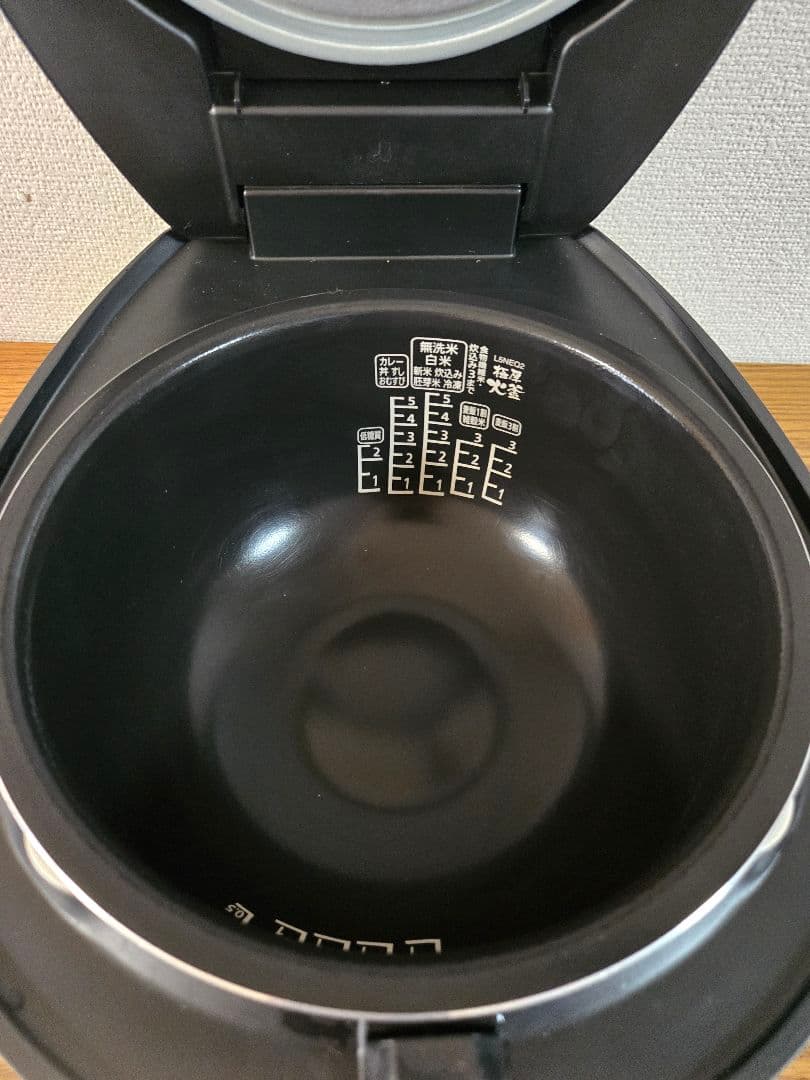 美品　アイリス IH炊飯器 5.5合炊ブラック　最終値下げ