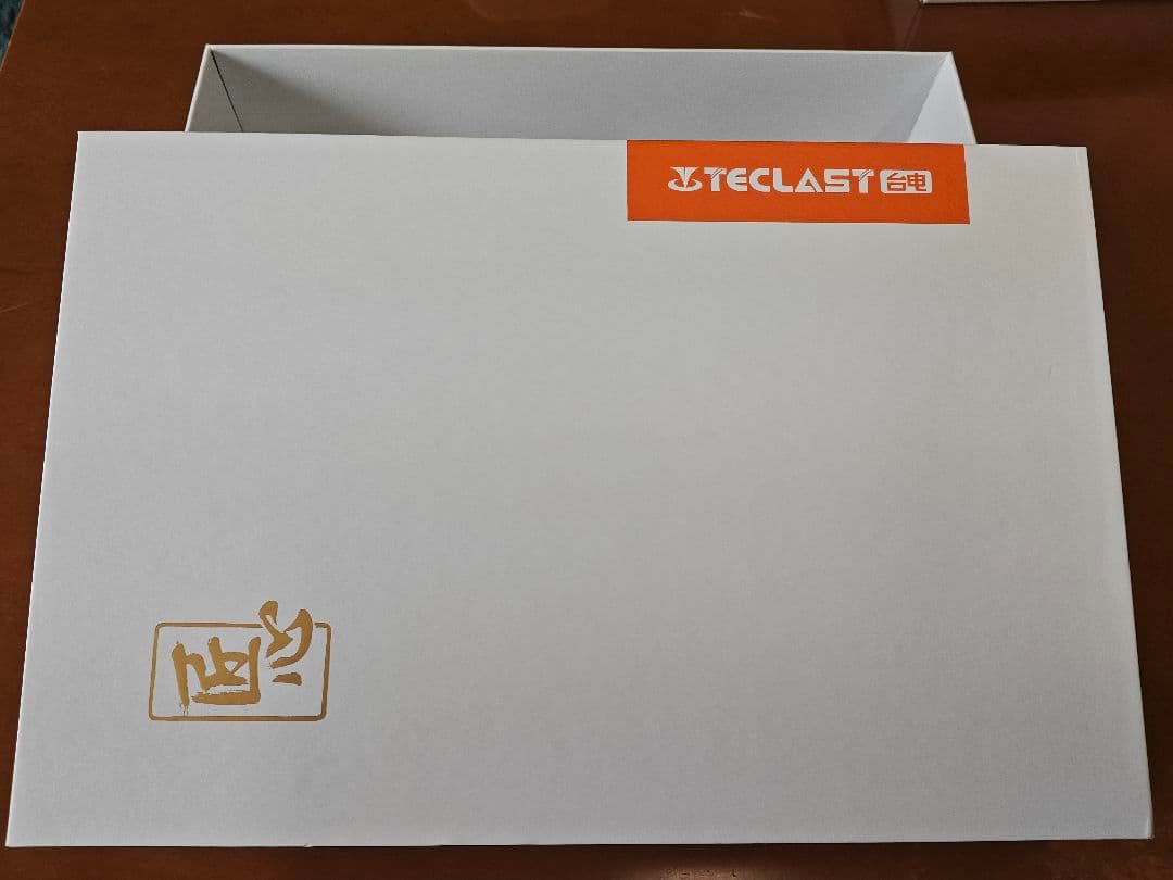 T60Plus16GB+128GBAndroidタブレット新品12インチケース付