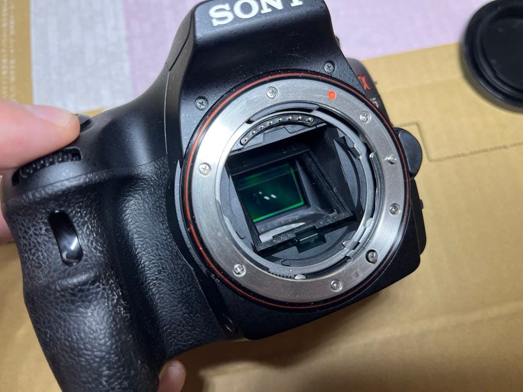 SONY ソニー α65 一眼レフカメラ　本体ほか付属品付き