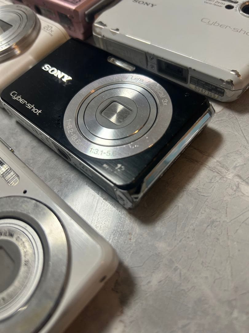 コンパクトデジカメ7台まとめ売り（ジャンク品）