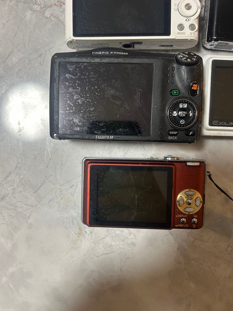 コンパクトデジカメ7台まとめ売り（ジャンク品）