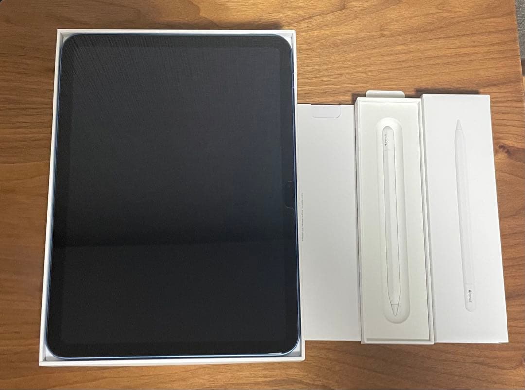 Apple iPad 10世代 64GB本体ブルー + Apple Pencil