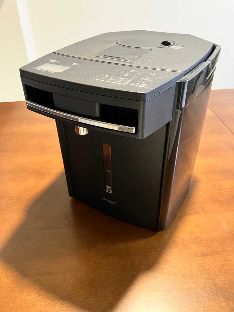 TIGER 蒸気レスVE電気まほうびん とく子さん 2.2L　黒PIM-G220