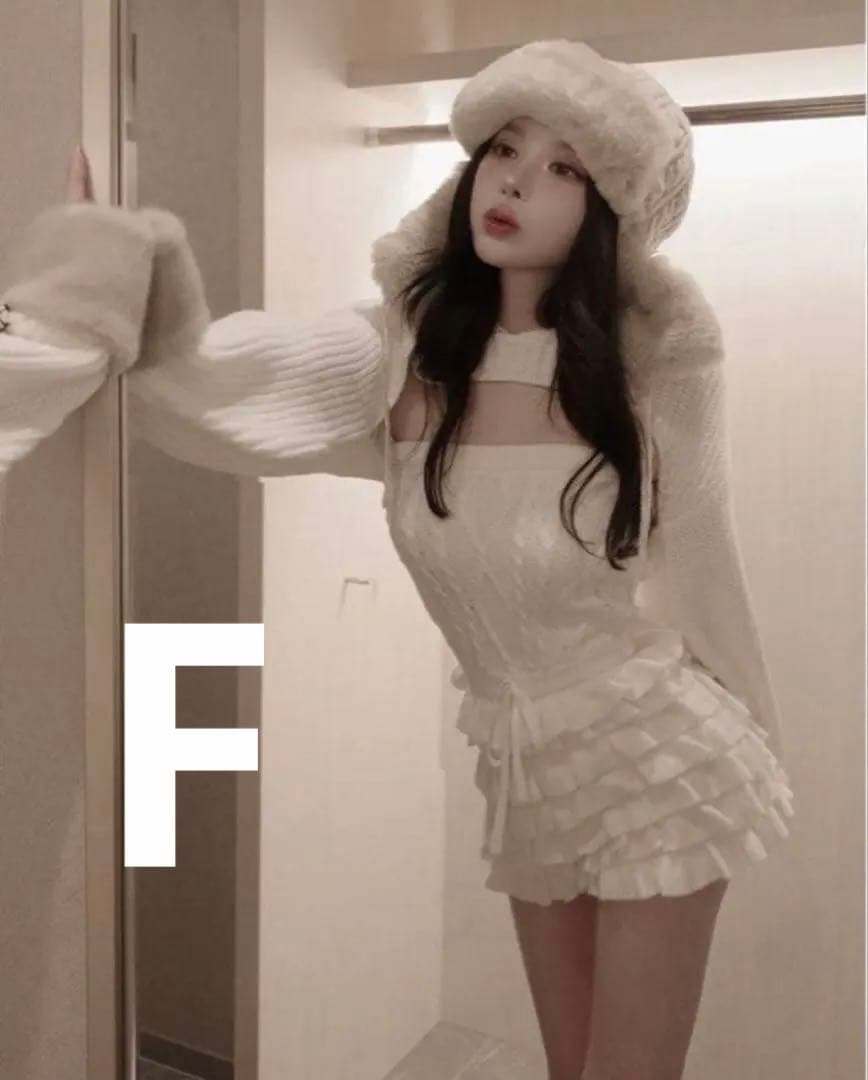 値下げ不可！ Darich フリルニットコンビネゾン WHT F